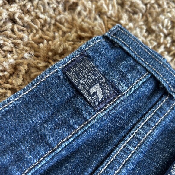 7 for all Mankind Bootcut Women's Jeans in Size 30 Low Rise Dark Wash - Picture 5 of 7